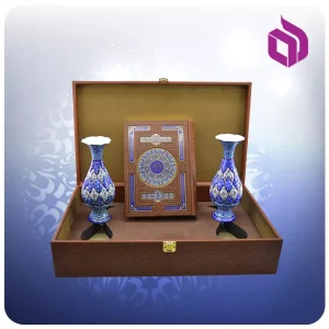 قرآن وزیری با دو گلدان مینا 20